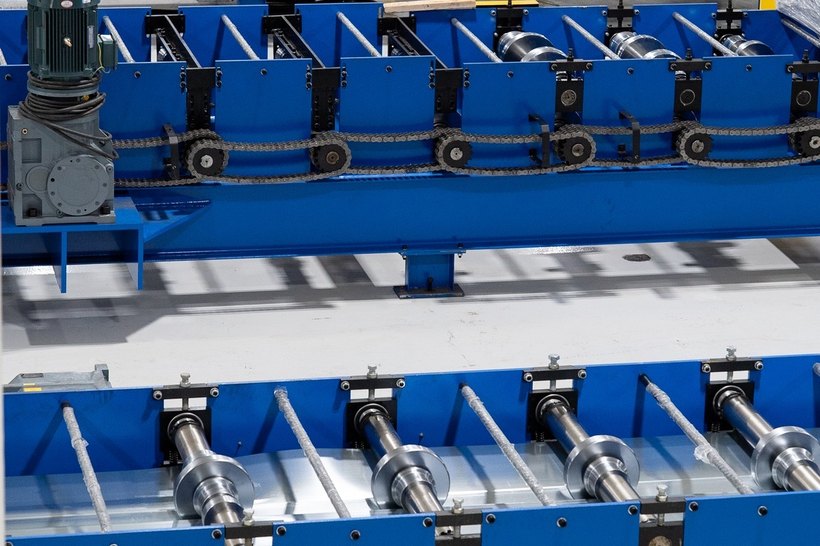 Roll-forming machine beds at the EBS Global plant